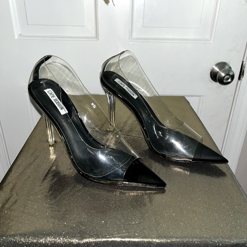 Preloved Cape Robbin Clear & Black Stilettos. Size 8M